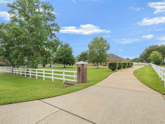 5th image of 3981 Stefani Rd