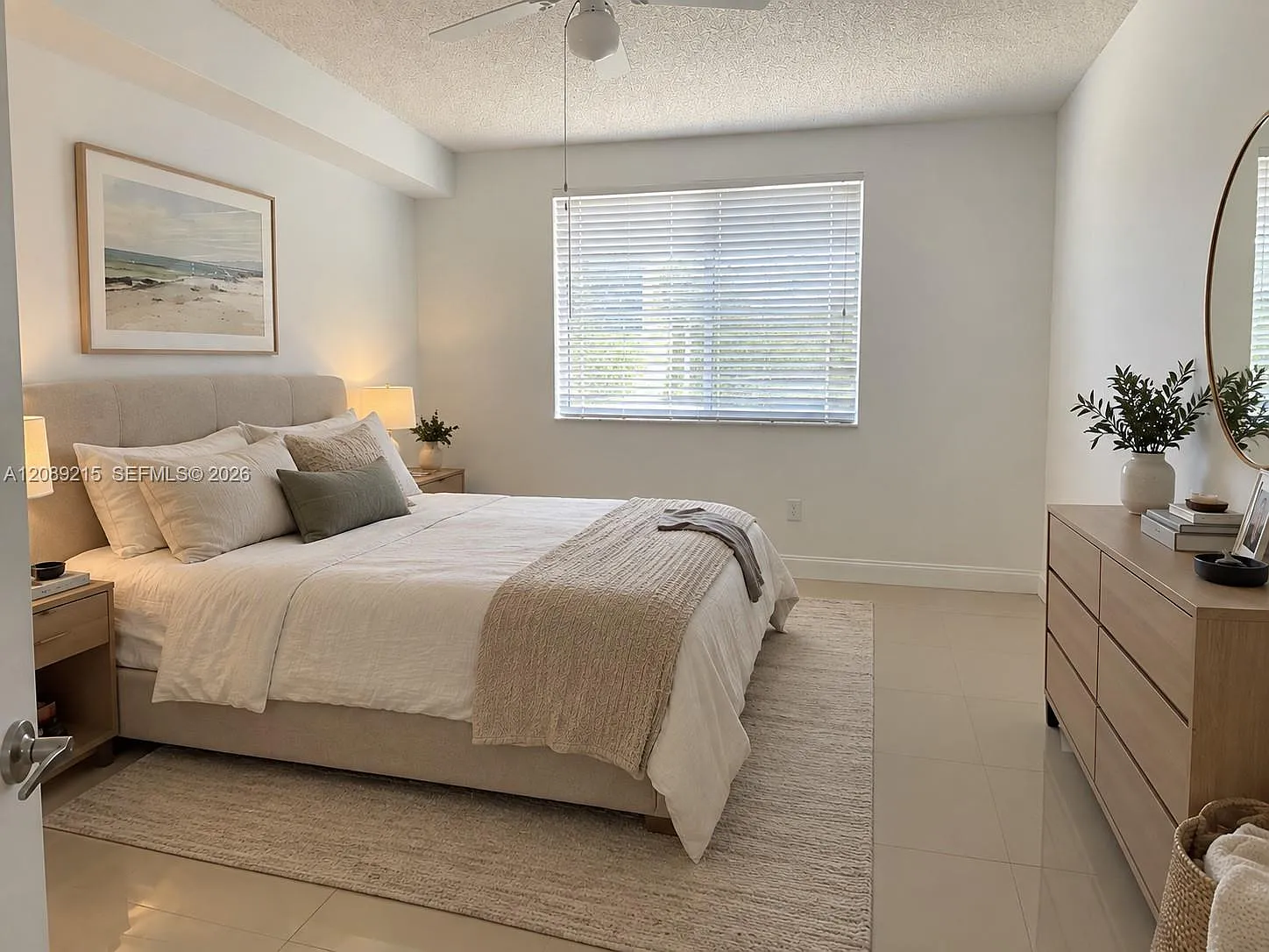 El-Ad Nob Hill Condo — Photo 3