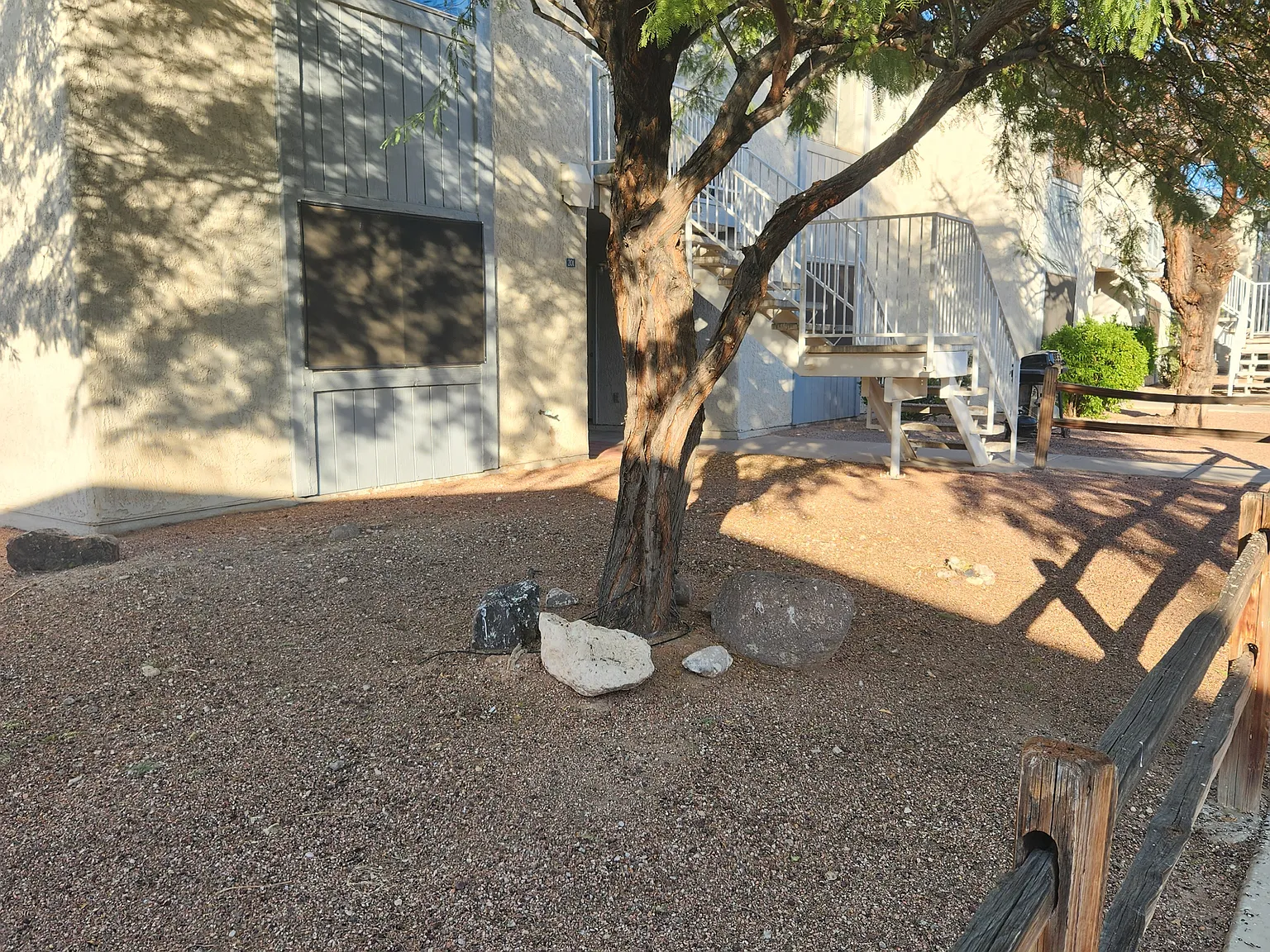 Desert Sun Apartments — Photo 3