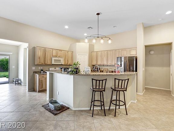5th image of 6452 Amanda Michelle Ln