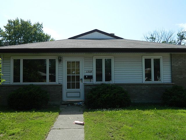 1st image of 1338 Greenbay Ave
