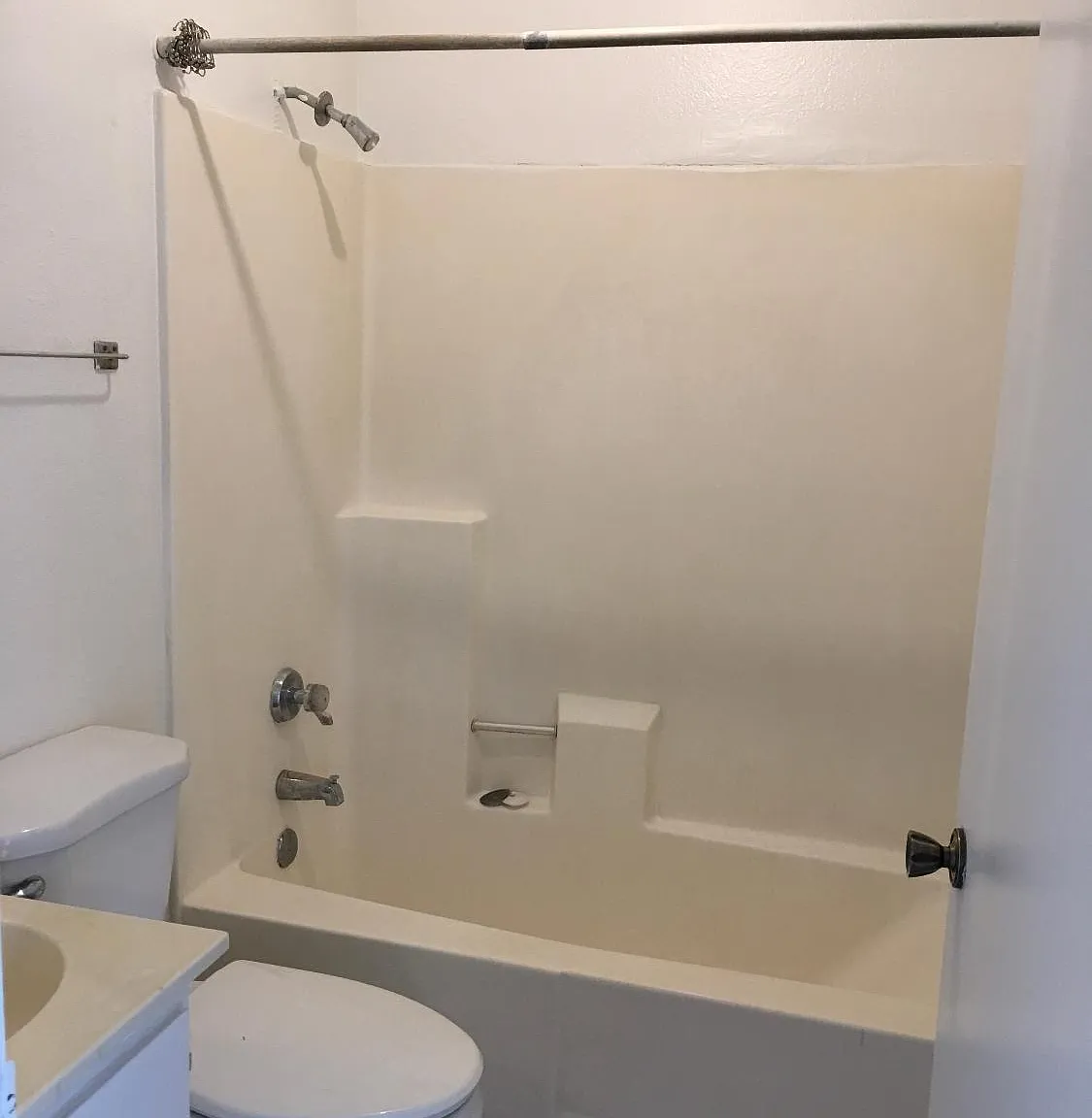 3 bed, 2.5 bath, 1500 sqft, $3,200 — Photo 4
