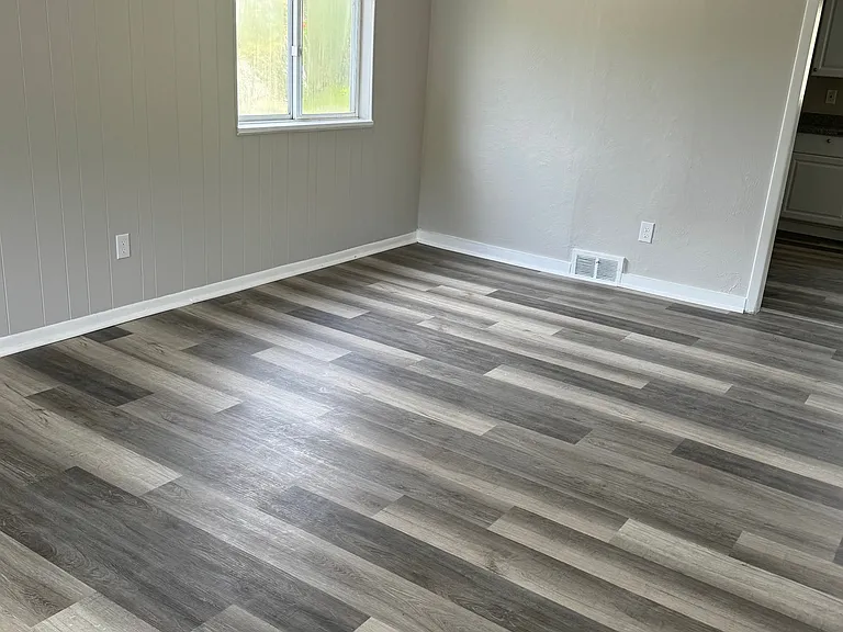 7643 Fitzsimmons St — Photo 13