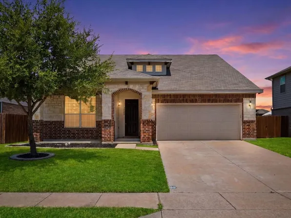 3905 Polar Brook Dr, Fort Worth, TX 76244