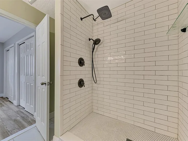 5520 Hayden Blvd — Photo 27