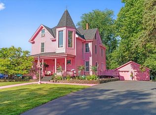 1031 2nd St, Hudson, WI 54016