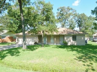 115 Lazy Ln, Baytown, TX 77520