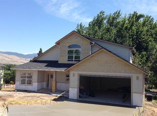 1121 Barrington Cir, Ashland, OR 97520