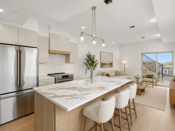 17 Princeton St #3, Boston, MA 02128