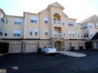 1 Falcon Dr SUITE 206, Holland, PA 18966