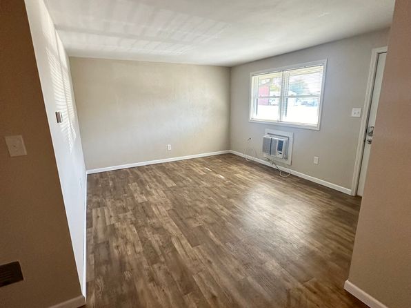 205 N Shamrock St #D