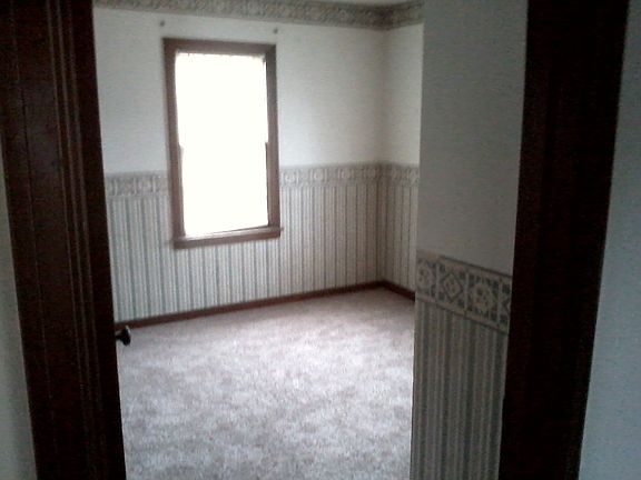 Rear bedroom