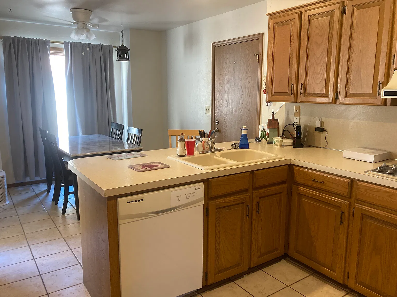 2 bed, 1100 sqft, $1,025 — Photo 3