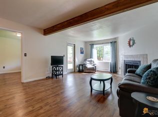1869 E Tudor Rd #D-103, Anchorage, AK 99507