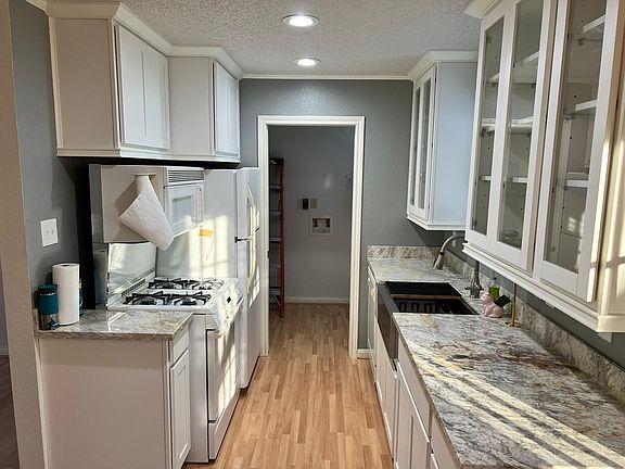5th image of 4318 E Fm 1462 Rd