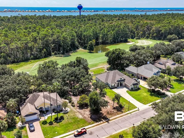 27 Lagoon Dr, Gulf Shores, AL 36542