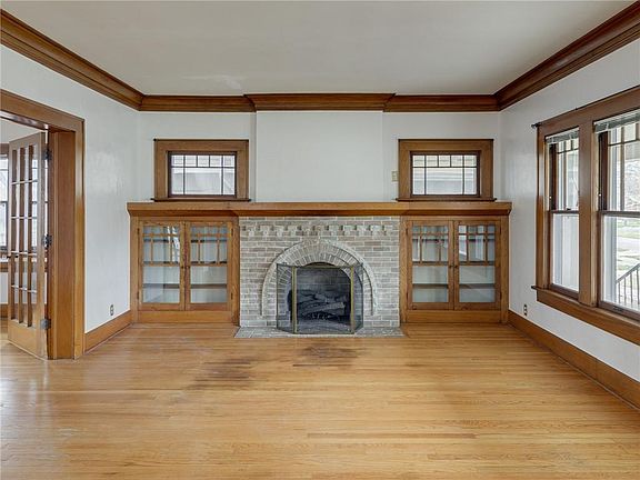4th image of 209 NW 20th St