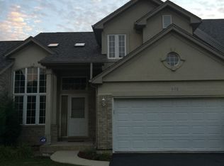 686 Aspen Dr, Romeoville, IL 60446