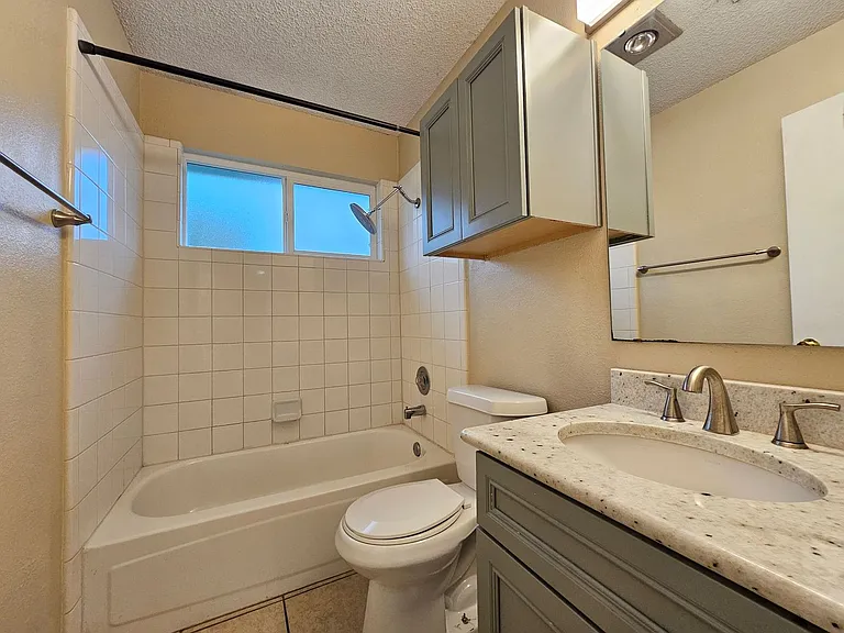 2606 Remington Dr — Photo 18