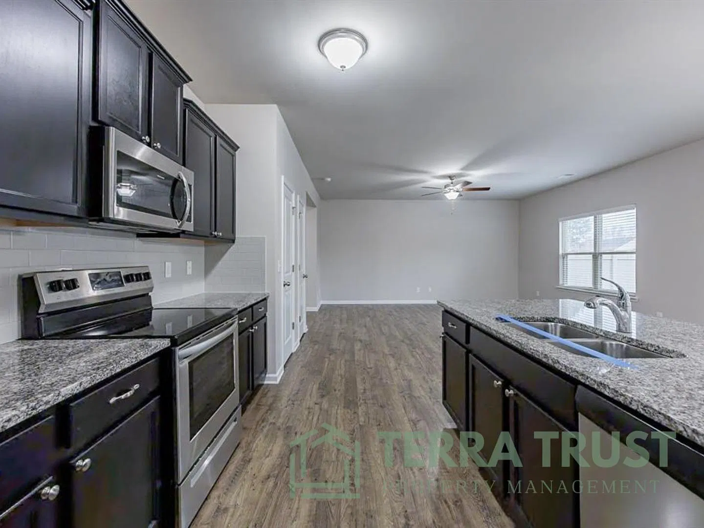 1029 Harlow Hill Ct — Photo 4