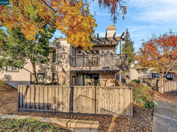 1383 Hull Ln, Martinez, CA 94553