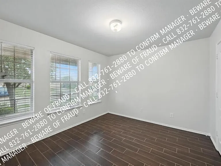 1403 Grand Canyon Ct — Photo 5