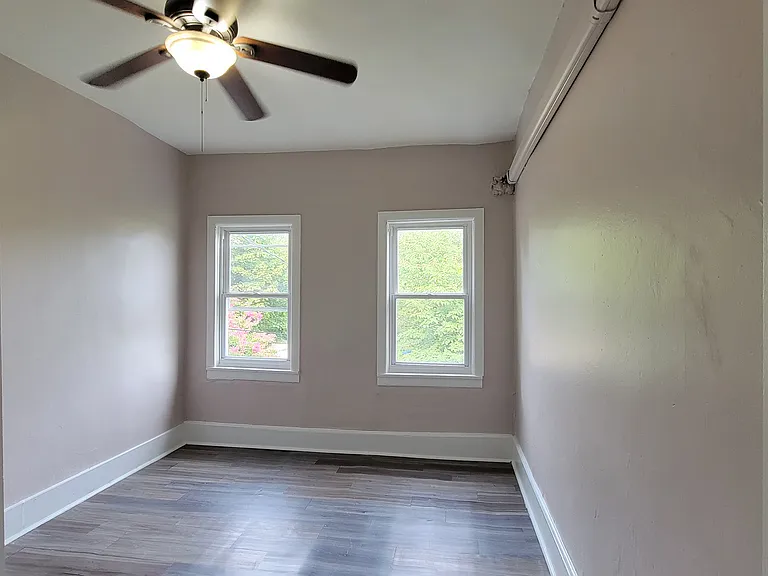 2421 N Calvert St #C — Photo 4
