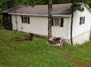 32 Harris Dr, Linden, TN 37096