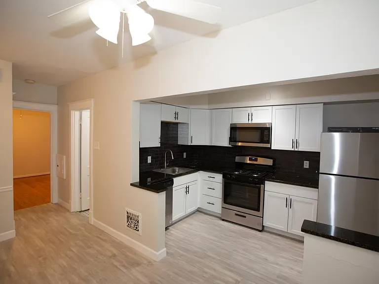5058 Oleatha Ave #5056 — Photo 5