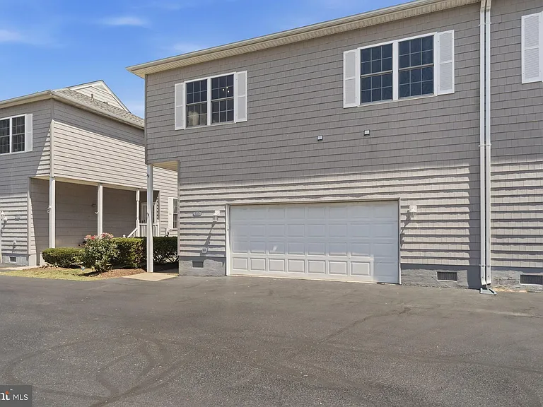 17271 Crab Pot Ln — Photo 45