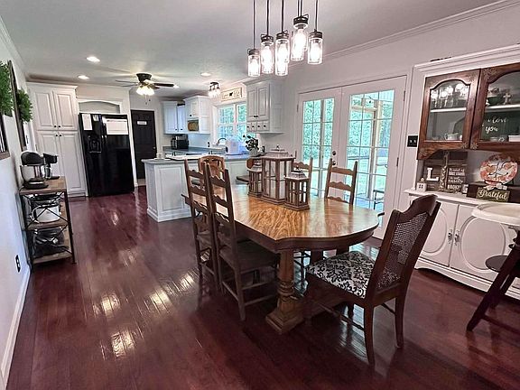 4th image of 468 Becky Allen Cir