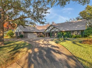 4101 Winding Way, Benbrook, TX 76126