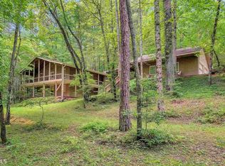 136 Wild Turkey Holw, Clarkesville, GA 30523