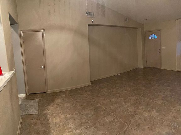 5th image of 7513 Apple Cider St