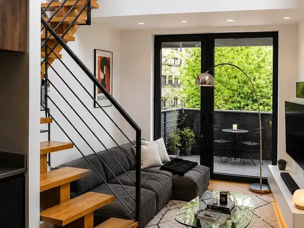 1 Duffield St #413, Brooklyn, NY 11201