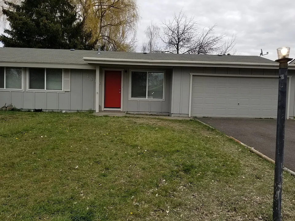4813 Memorie Ln