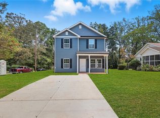3325 Carver School Rd, Winston Salem, NC 27105