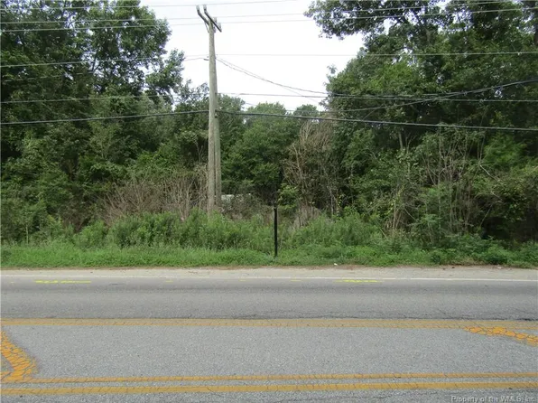 611 Yorktown Rd, Poquoson, VA 23662