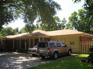 209 Queens Rd, Pasadena, TX 77502