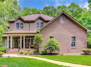 913 Whitney Ct, High Point, NC 27265