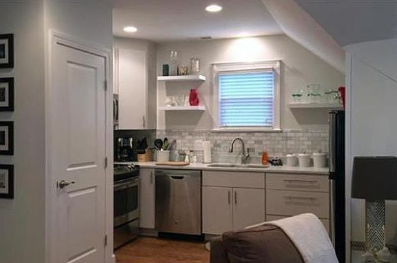 2nd image of 1003 14th Ave S