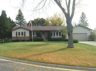 318 Lincoln Ct, Sun Prairie, WI 53590