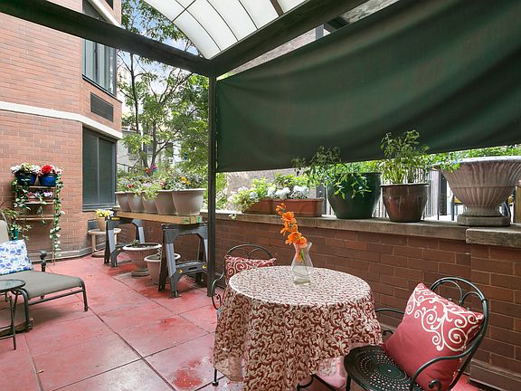 5th image of 255 E 49th St APT 3A