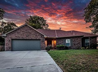 221 NW Mockingbird Rd, Lawton, OK 73507