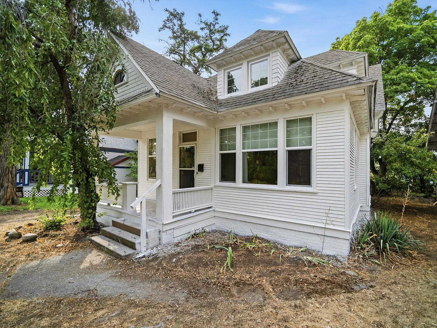 Charming 5-Bedroom Home with Fenced Yard in Spokane — Photo 1