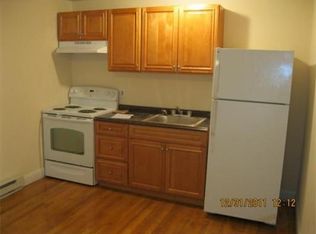 166 Pine St APT 12, Attleboro, MA 02703