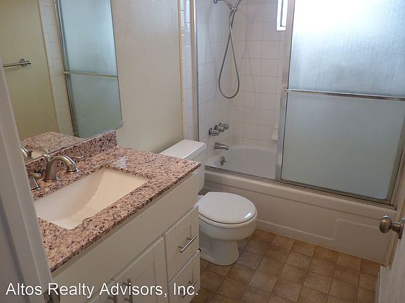 5th image of 565 Saratoga Ave APT 12