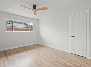 6717 Victoria Ave, North Richland Hills, TX 76180