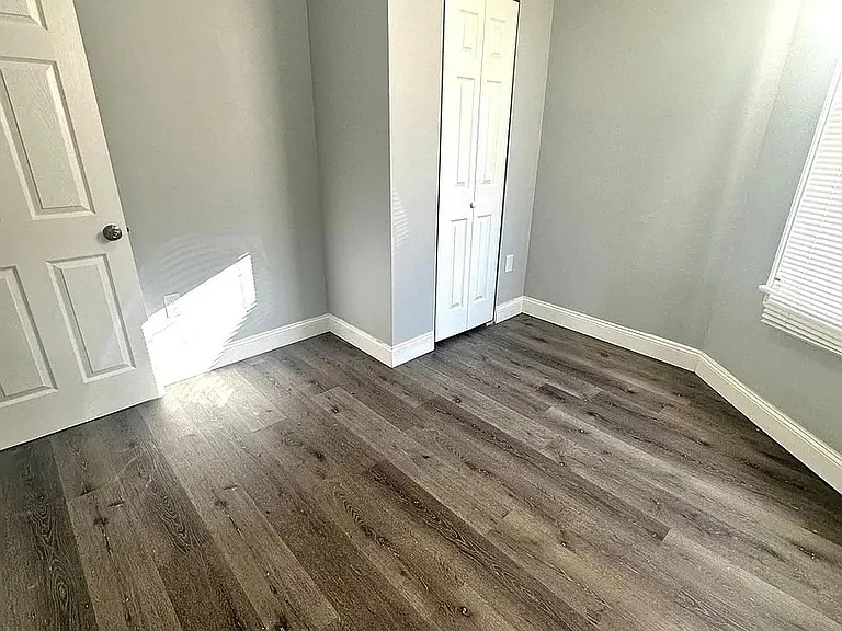 324 S 56th St #2 — Photo 7
