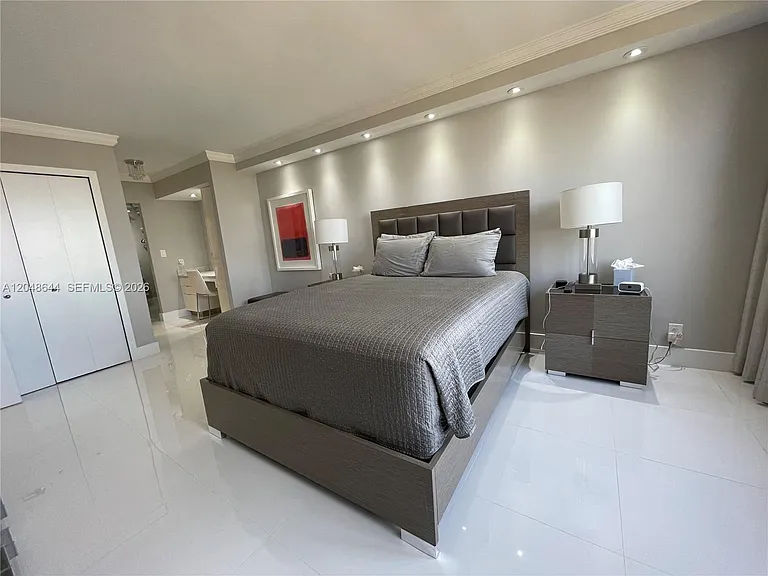 2500 Parkview Dr #1405 — Photo 33